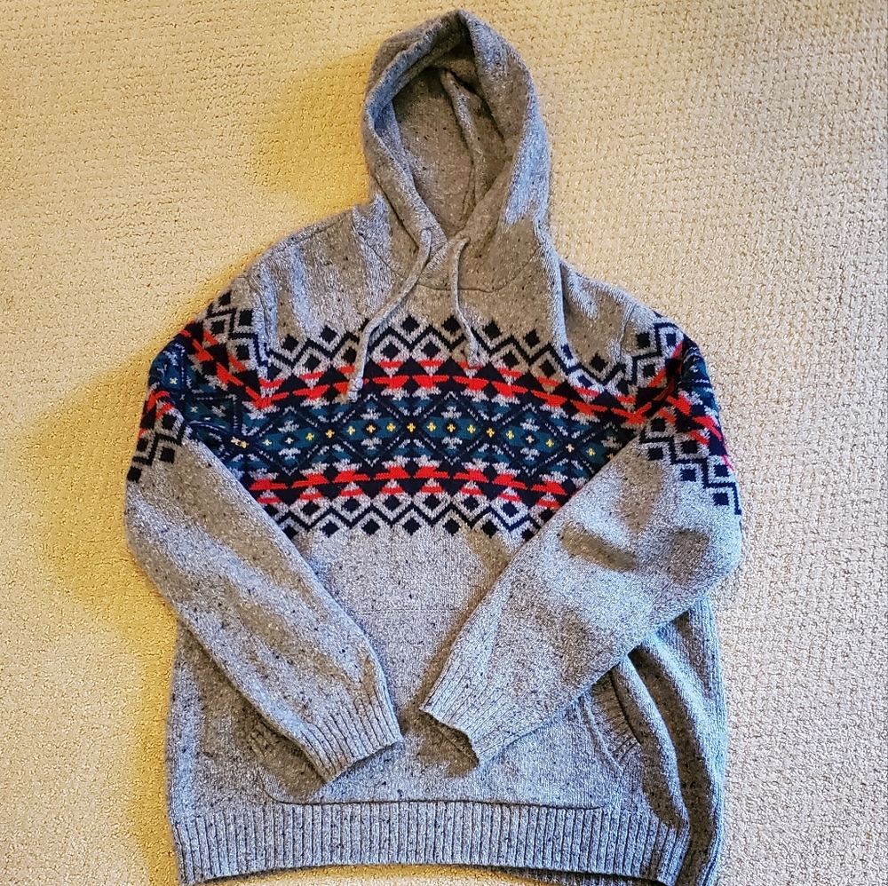 American Eagle hooded sweater